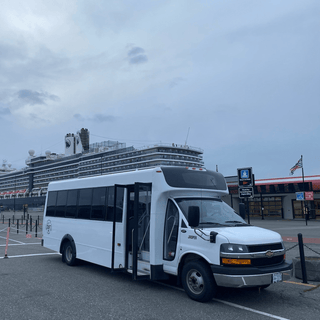 Ford E450 Bus Canadian Craft Tours & Charters