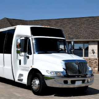 International Bus Canadian Craft Tours & Charters 